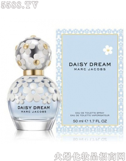 ���Ϻ�ӯ�M(j��n)�����Q(m��o)�����޹�˾��Ī���r�Չ���Ůʿ����ˮ50ml