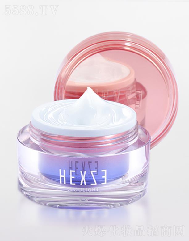 �V�ݰ�̩���H�Q(m��o)�����޹�˾���n��ؑ���ɑ���˪ һĨ˲�g�����wɫ