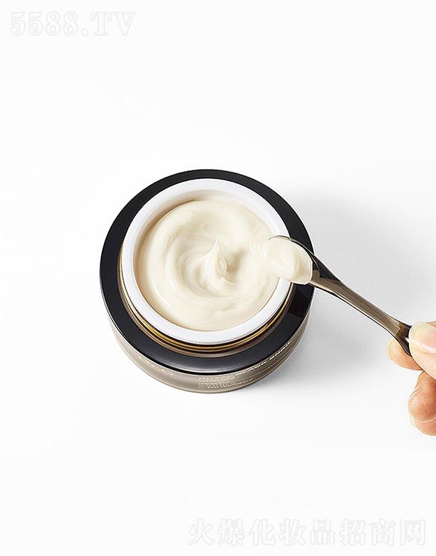 ķ���և�(gu��)�H�عɼ��F(tu��n)���yƷ���޹�˾������С�����ѽ�ĸ��˪   �������˪  ȥ֬���� �۴���ҹ30g