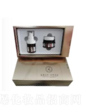 ����к����_(d��)���yƷ���Q(m��o)���޹�˾����ɫ��Ʒ��ͯ��ף�