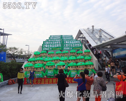 �𱬿�ͨ��ģ����������䏊��Č��������I(y��)���[���ϳɞ����c