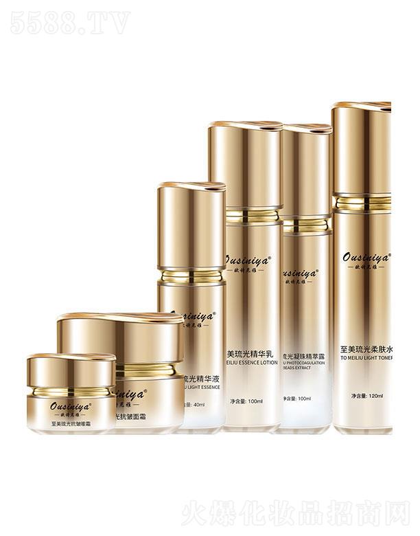 �WԊ�����������M��