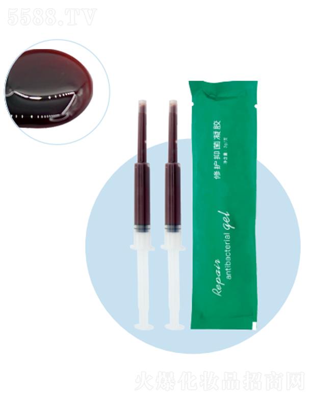 ��ˬ�־����z