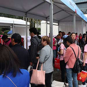 �𱬻��yƷ���̾W(w��ng)�ľ�Ӣ���ڳɶ����I(y��)���[������(zh��n)������ȫ���Ը��ľ�����