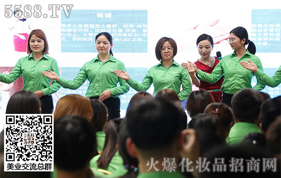 �ώ����J���ָ���҂��Ĳ���