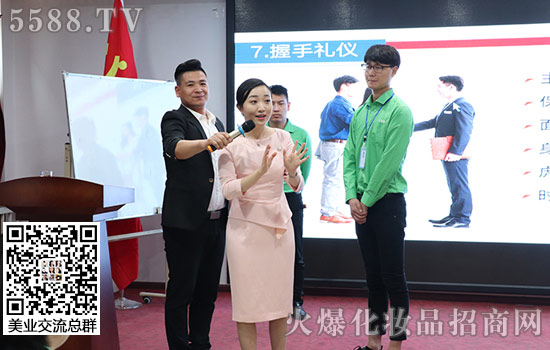 �С��Y���߱����£��o���Y���粽�y��