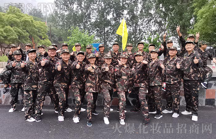 堅(jiān)持才會(huì)勝利 堅(jiān)持才會(huì)勝利