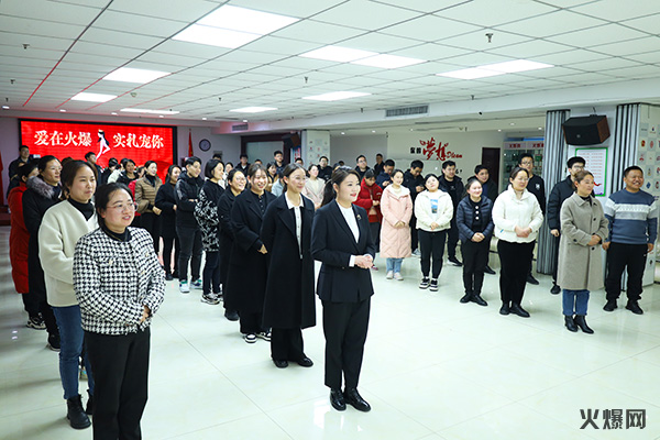 �펽�`���A�������»����𱬾W(w��ng)��T���l(f��)��Ů��(ji��)�YƷ��