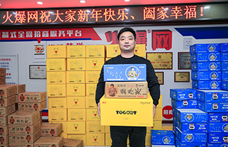 �T������