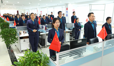 �𱬾W(w��ng)��Ӣ�F(tu��n)�(du��)