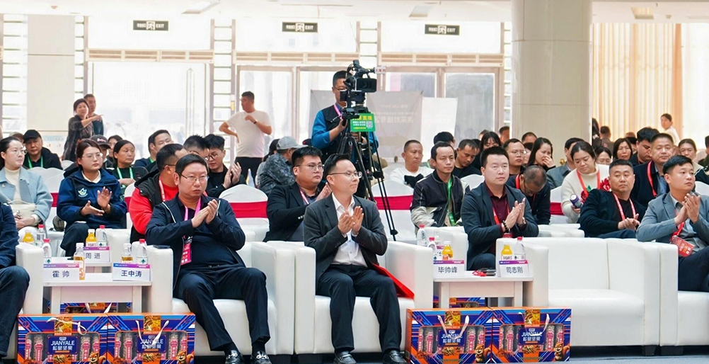 �¾��𱬾W(w��ng)����18����