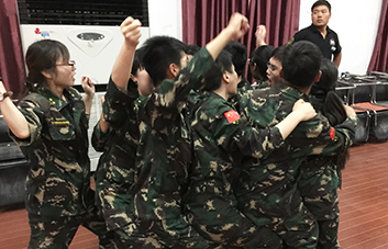 夢(mèng)想不是單個(gè)人的守護(hù)，而是團(tuán)隊(duì)共同的堅(jiān)持，共同的守護(hù)！