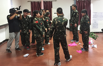 體會(huì)了失敗，才知道失敗的可怕，才知道必須全力以赴！