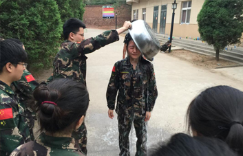 弱肉強(qiáng)食，優(yōu)勝劣汰，我們要為自己的結(jié)果買(mǎi)單！