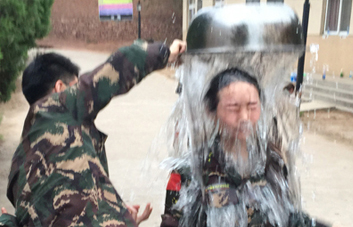 競(jìng)爭(zhēng)無(wú)所不在，壓力也無(wú)處不存！這就是市場(chǎng)！