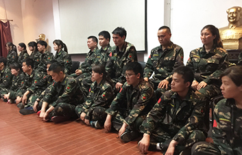 用心招聘、凝聚人心，為共同的目標(biāo)奮斗！