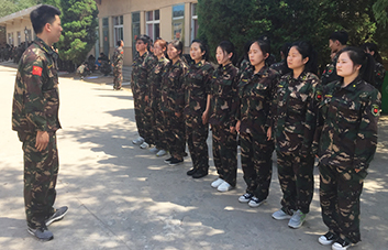 領(lǐng)導(dǎo)者是團(tuán)隊(duì)的核心，一言一行都是表率！