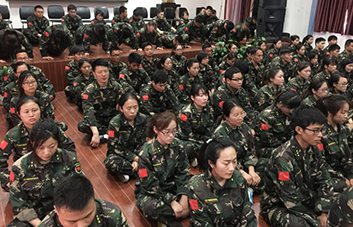 勇氣、自信，主動(dòng)作為領(lǐng)袖就是成功！