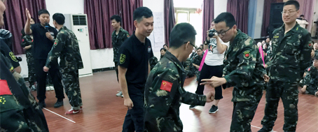 為榮譽(yù)，我們竭盡全力；為成功，我們奮爭(zhēng)秒息！