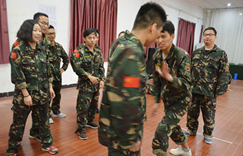 要成功，就要努力，要結(jié)果，就要拼命爭(zhēng)?。? />
            <p>要成功，就要努力，要結(jié)果，就要拼命爭(zhēng)取！</p>
          </li>
          <li> <img src=